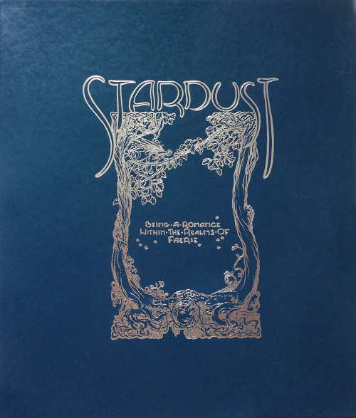 geekynerfherder:  ‘Stardust, Being a Romance Within the Realms of Faerie’, written by Neil Gaiman and illustrated by Charles Vess, follows the adventures of a young man from the village of Wall that borders the magical land of Faerie. 