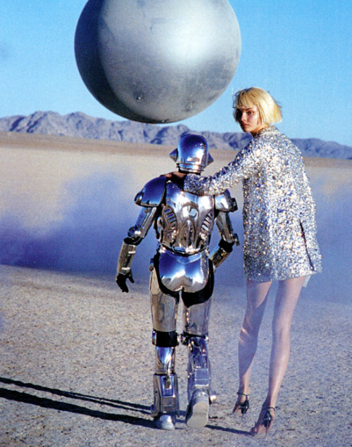 ejakulation:  Metallic Moment, Magdalena Frackowiak photographed by Peter Lindbergh for Harper’s Bazaar US, March 2007