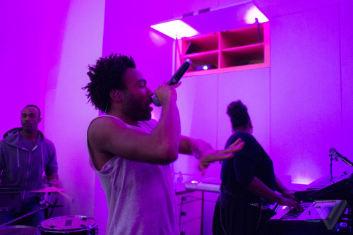 the-royal-flush:Childish Gambino, performing live at his Tumblr IRL show in NYC.