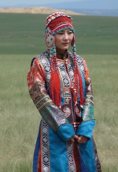Mongolian women (Click to enlarge)Numbers 7 and 8 are reconstructions of the clothing of a Mongolian