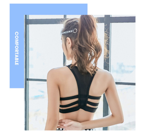 Comfy, Carefree and 100% Babe-worthy Sports Bra - Have it now! www.petitecherry.com/collecti