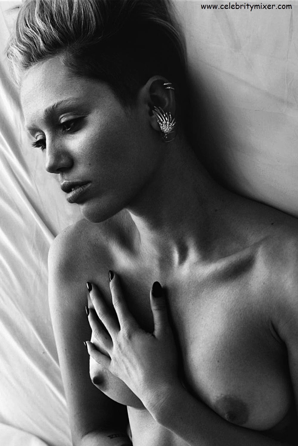 celebritymixer:  For More of the Hottest Real Miley Cyrus Photos, check out our home