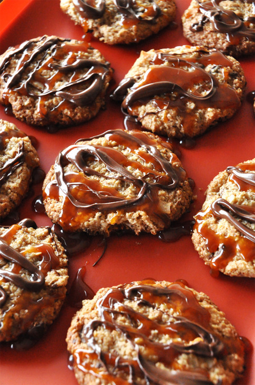 gastrogirl:  gluten-free bourbon caramel samoas. 