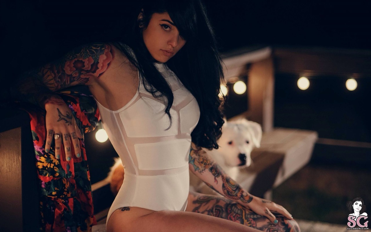 whitelatexmonkey:  Radeo