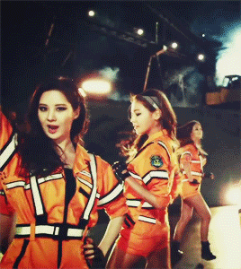 ot9s:  seori in catch me if you can for anon 