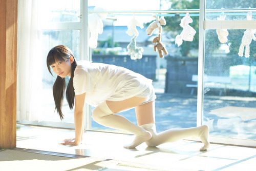 gzbu:  Hikari Shiina http://ift.tt/1QiFlzE 