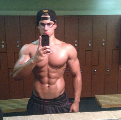 builddudebuild:  Julian Navarro