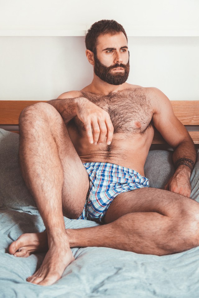 accidentalbear:(via Photographer Lee Faircloth Teams Up with Model Francisco Gascó)