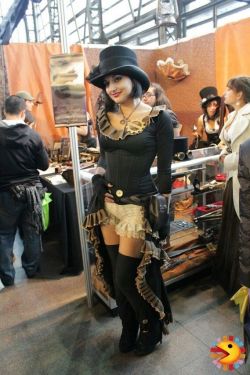 steampunk-hotties:  Steampunk shopgirl