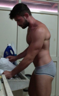 boredinweho:  Laundry day 