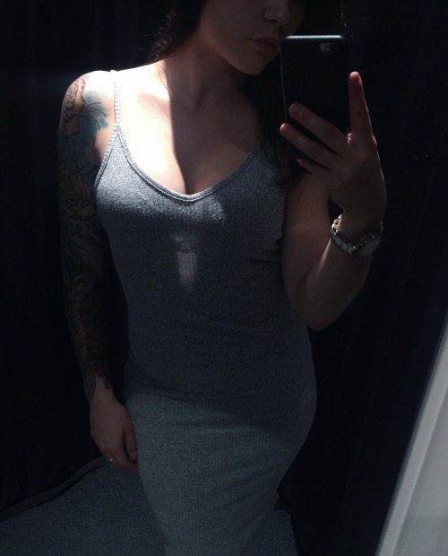 jordanhoney:Grey isn’t so flattering on meI must beg to differ !?!?Looks very nice on you IMHO!