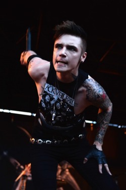 allfleshnobones:  Andy Biersack | Black Veil Brides