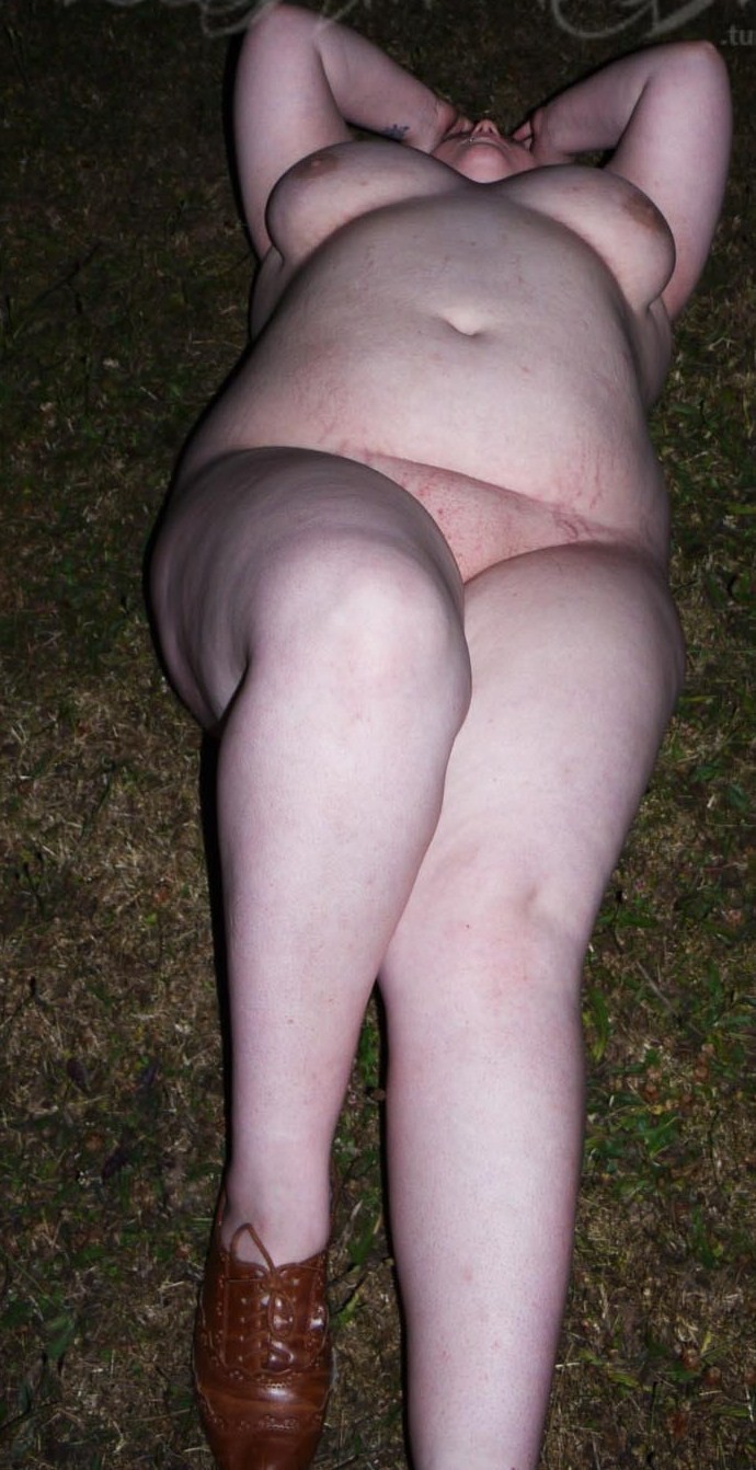 mondzy94:  garyplv:  √  Sexy!! 
