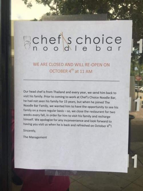 dicksnchickswithtits:sixpenceee:This restaurant was closed for a good reason.Amazing sincerity unusu