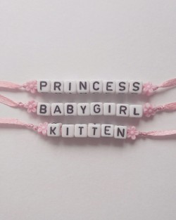 pastelpurrrincess:  ❤ made some bracelets