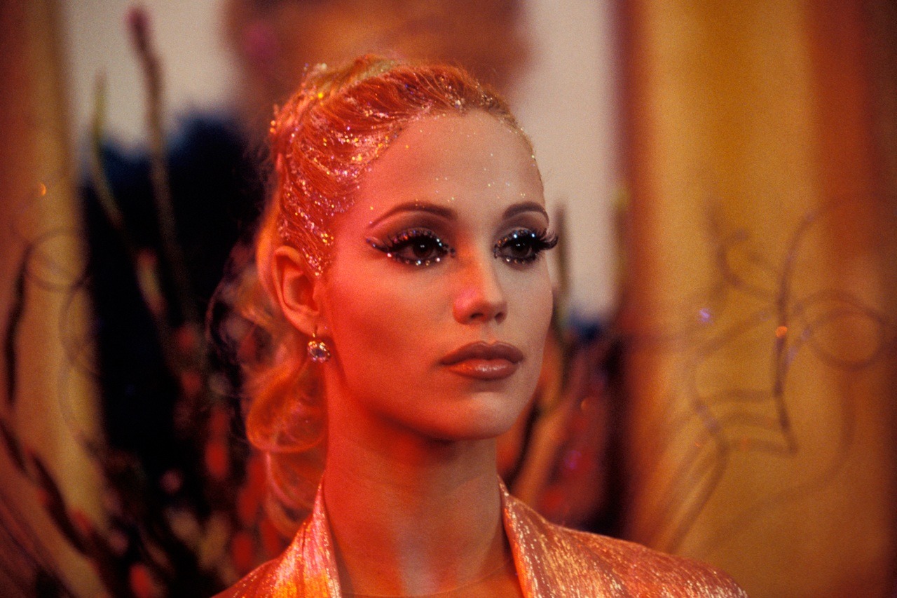 90smovies:  Showgirls (1995)