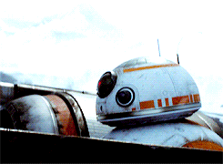lukeskywalkers:  “You have to just look very closely, you have to watch it a few