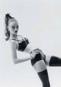 sexrova:  Marthe Wiggers by nobuyoshi Araki,