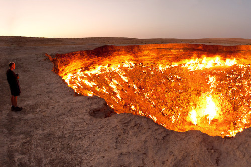 yoosadi:  setbabiesonfire:  Ah, I see this picture on my dash with no back-story:This is “The Door to Hell” in Turkmenistan. It’s been burning for like decades. It’s a real thing on this planet at this very moment.  throw me in this    ^same 