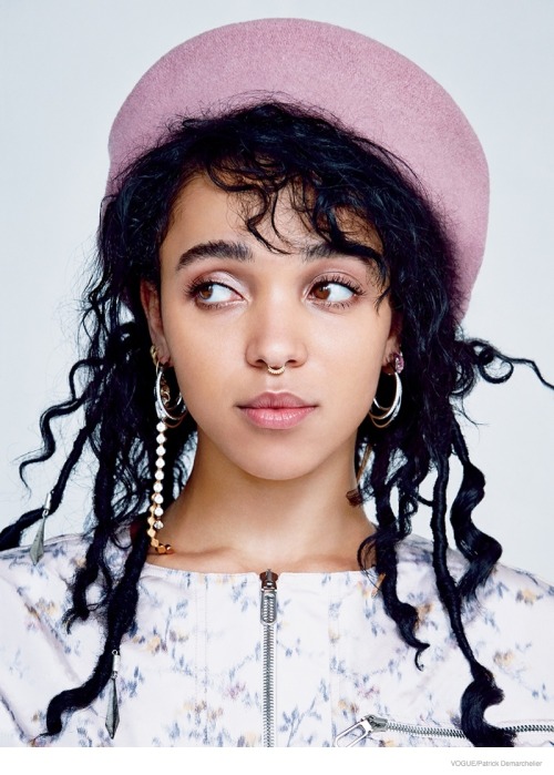 everybodylovesfkatwigs:FKA twigs - Vogue US scans Twitter: luckyRobsCandy