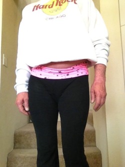 I love yoga pants! :)