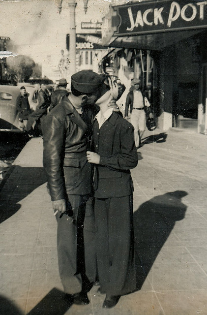 indypendent-thinking:  1930s Jack Pot (by RubyClaire) 