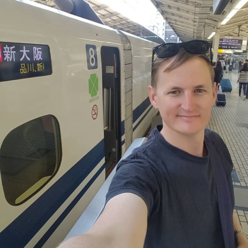 Shinkansen time! Leaving Tokyo and heading to Kyoto! #shinkansen #tokyo #kyoto #bullettrain (at 東京駅 