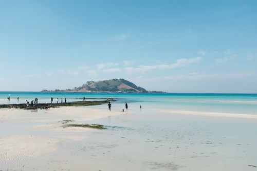 White sand and blue water, Hyeopjae Beach, Hallim, Jeju.