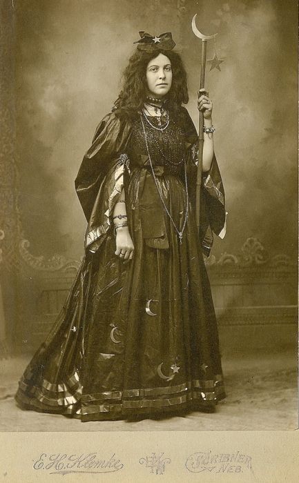 aethersphere:1885, “The Night Sky”Early fancy dress costumes were often representative of a concept 