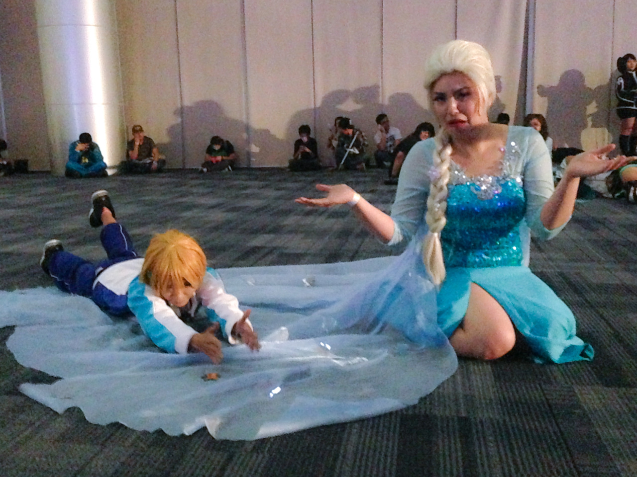 behindinfinity:  And they said we couldn’t shoot a relay at a convention Makoto