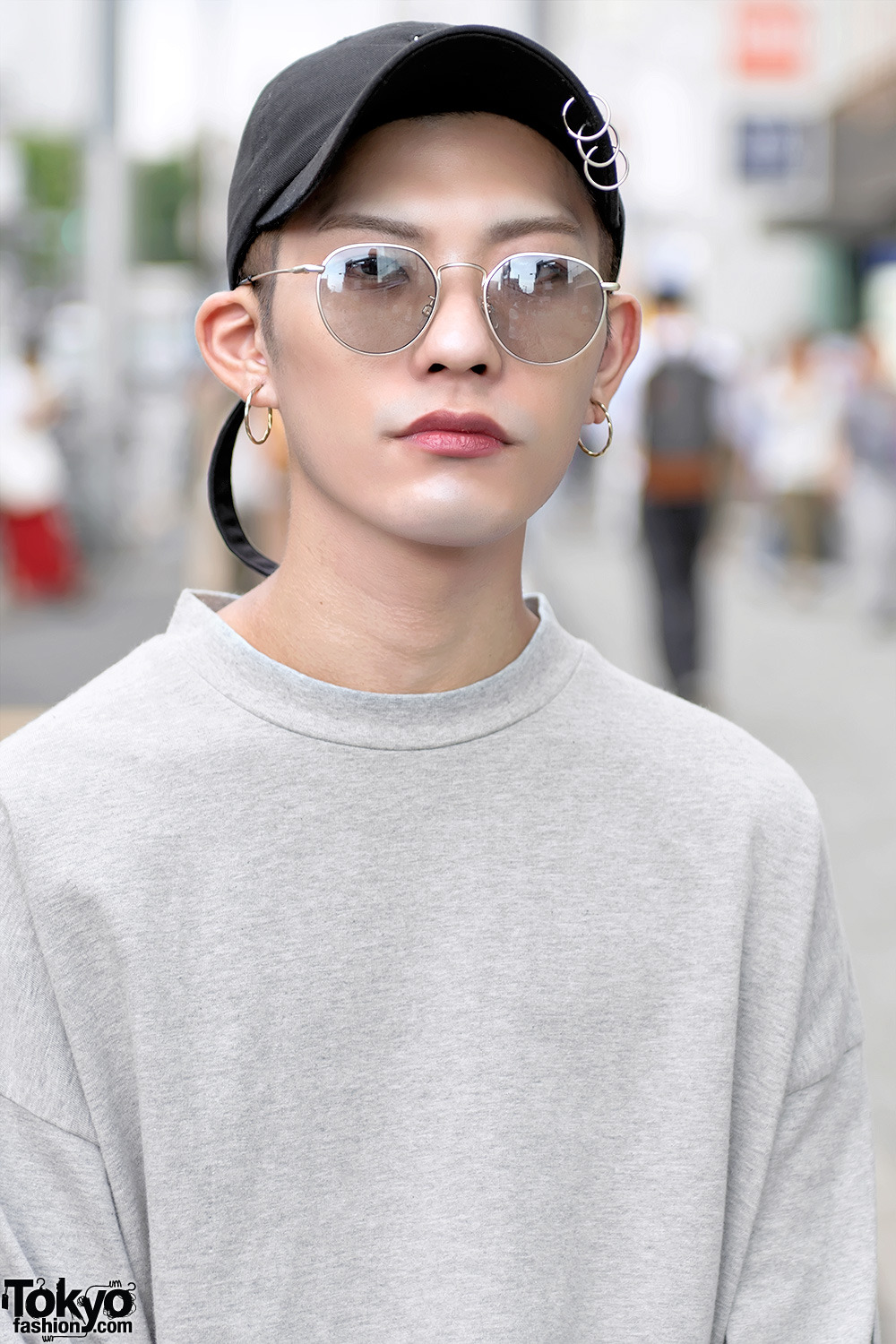 tokyo-fashion:  Sench1 and Cham on the street in Harajuku. Sench1 is wearing a Vetements