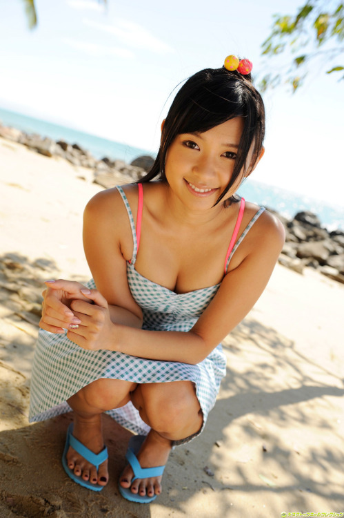 Beach Day - Nana Ogura (小倉奈々) 