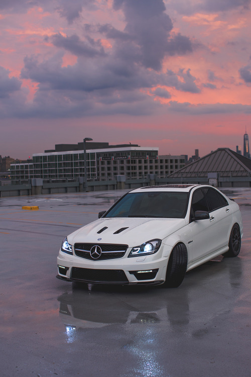 atlasofvanity: Mode Carbon C63 AMG || Atlas || Photographer