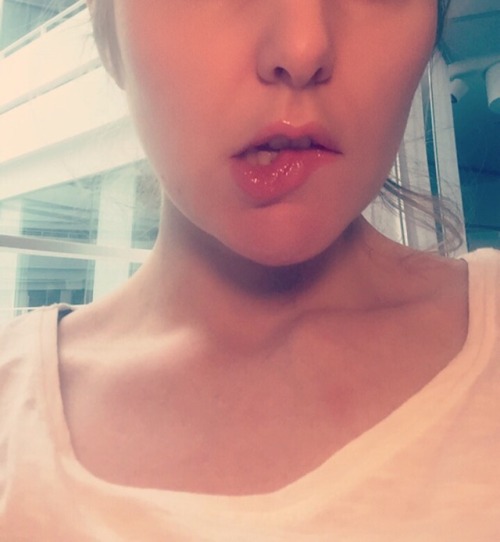 misssweetdk:My pink lips, ready for your passionate kisses Damn&hellip;