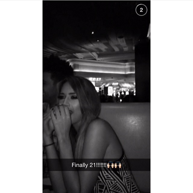 mizzjasminevillegasnewz:  Jasmine V On SnapChat  L