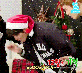 exoturnback:  mariah baekrey’s “all i want for christmas is you” 
