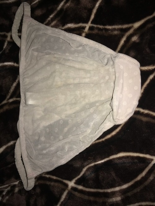 stolenpanties: This slut of a milf loves being choked