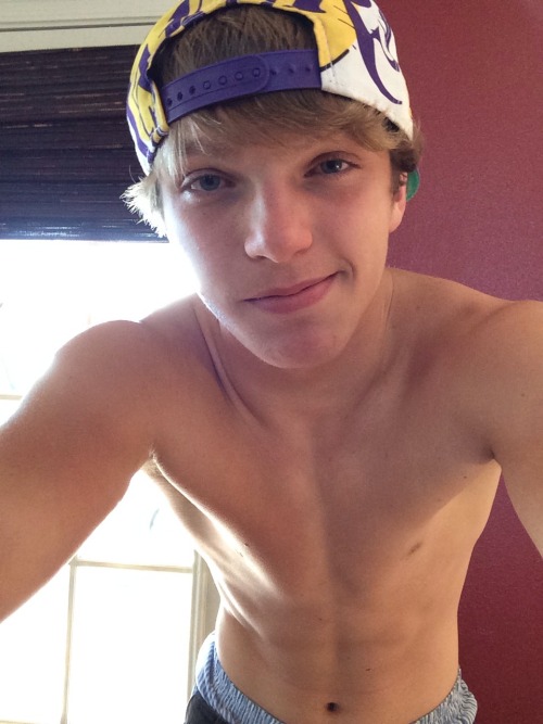 just-a-twink-again:  joel k :)) 