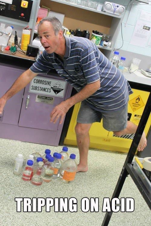 meme-spot:  Tripping on acid