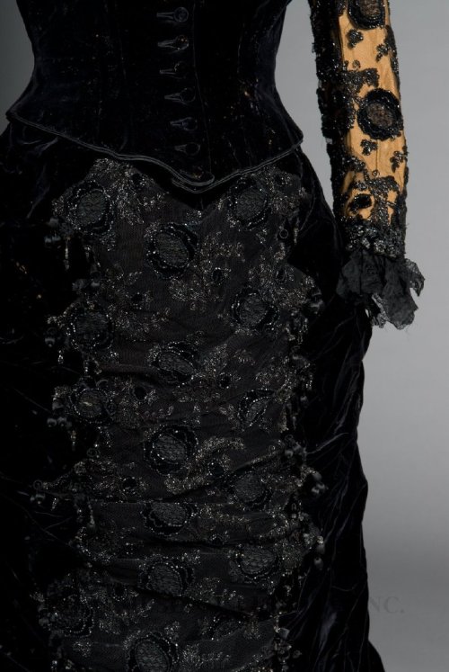 costumeloverz71:  Evening Ensemble - House Of Worth  c.1878