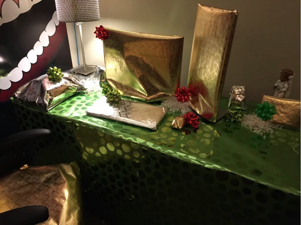 noneeyewithleftyork:  jinglemogar:  I fucking love everyone at RoosterTeeth   WORKED