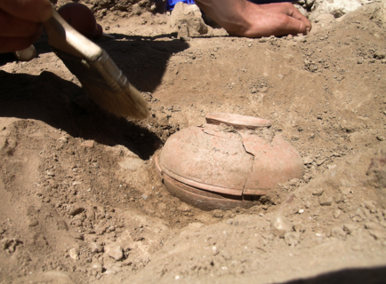 sixpenceee:  An archaeological dig on the Menemonee Reservation in Wisconsin yielded