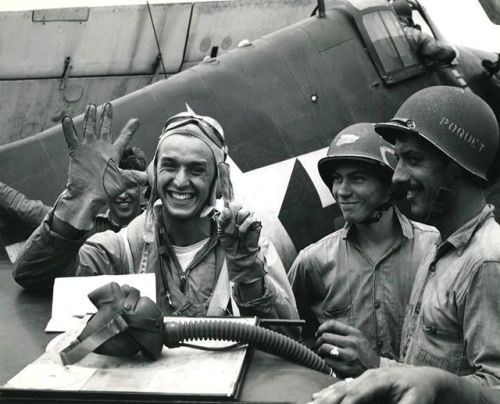 lexander Vraciu, showing how many enemy planes he just shot down, his share in the Marianas Turkey S