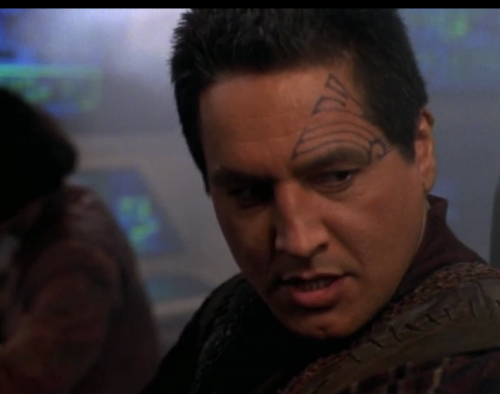 oh-punky: Maquis Chakotay is having none of your Cardassian shit today