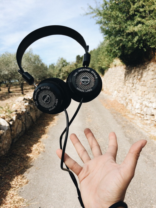 The Grado SR225e out for a leisurely stroll.