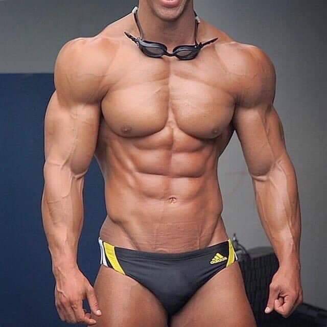 hudahead:  I’m in SPEEDO heaven!