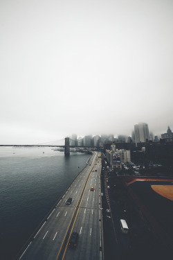 captvinvanity:  City fog | Photographer | CV  