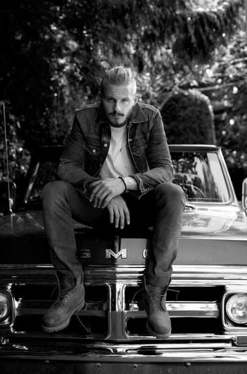 pietromaximoffsbum:  alexander–ludwig:  Alexander Ludwig photographed by Chris Haylett for THEYrep magazine.