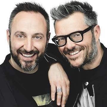 #buonvenerdi❤ e #buonweekend❤️ #14Maggio🗓 Ancora un po’ #AndreaEMichele e poi gli Zozzoni del #TrioMedusa #RadioDeejay 📱💻📻📡🛰
https://www.instagram.com/p/CO1yloCpqARzvg2e8l0JYT8ivw3SlfX4UJi-cs0/?igshid=1r9lnd0ihfa3j