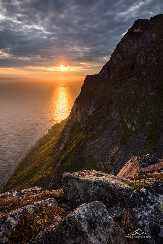 nobody-no:  by   	Lars  Mathisen 	  	 				 					 						 					 				 			  	   